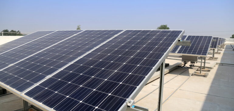 How to Choose the Best On-Grid Solar System Company in Trivandrum?